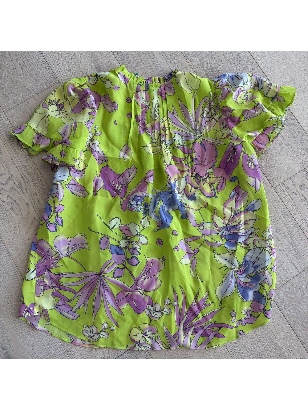 Hale Bob Women's 100% Silk Floral Short Sleeve Blouse Chartreuse Size M - Picture 4 of 4